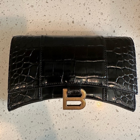 Balenciaga Hourglass Shiny Mock-Croc Black Chain Wallet - Picture 8 of 16